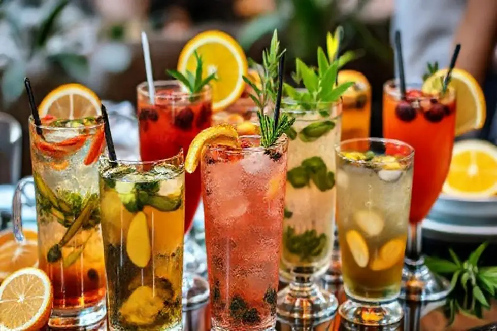 12 Drinks Refrescantes e Saudáveis com Chá para Brilhar em Suas Festas 9 A Versatilidade do Chá em Drinks Criativos