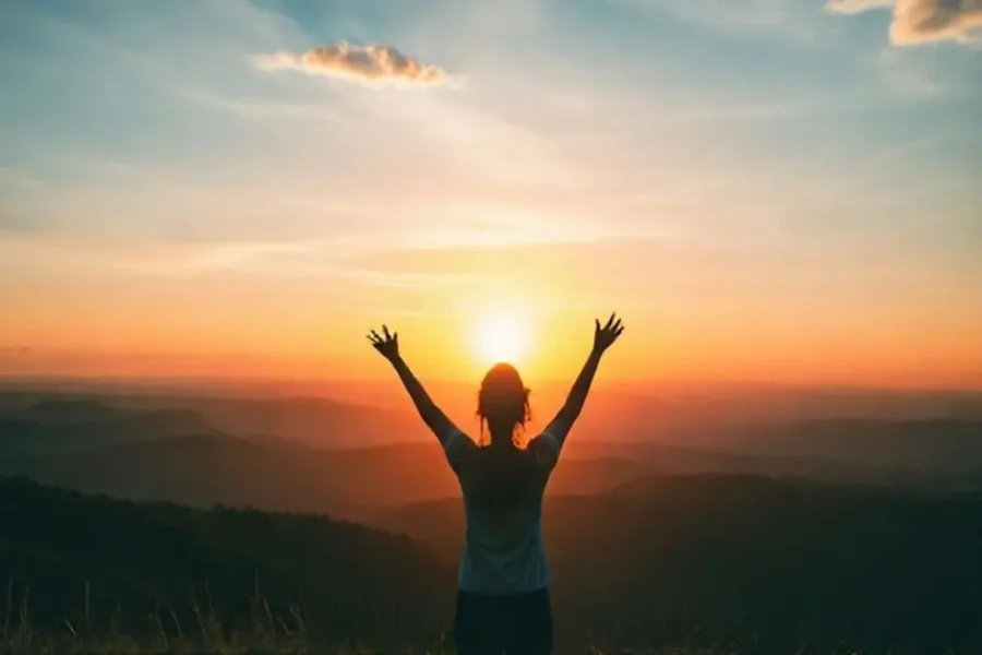 Mulher simbolizando empoderamento e liberdade financeira