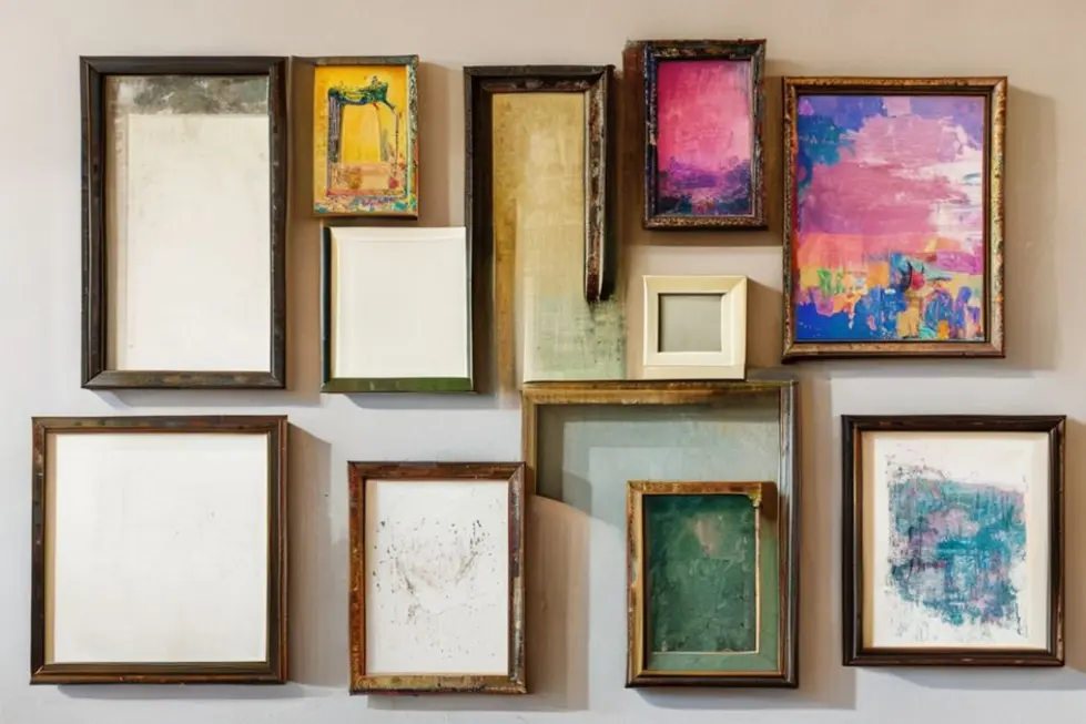 Estratégias para Dispor Quadros e Posters na Parede