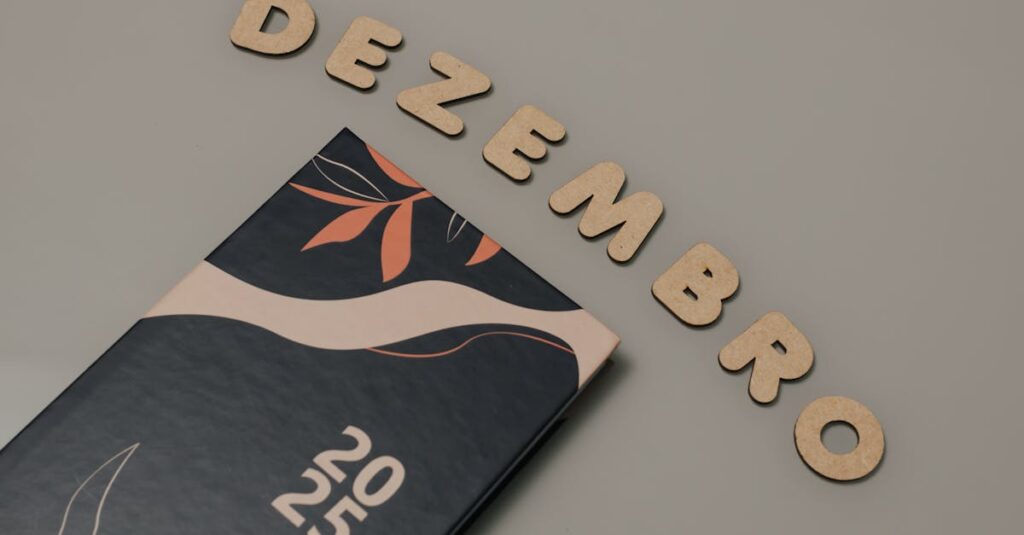 Stylish 2025 planner with 'Dezembro' wooden letters on a neutral background.